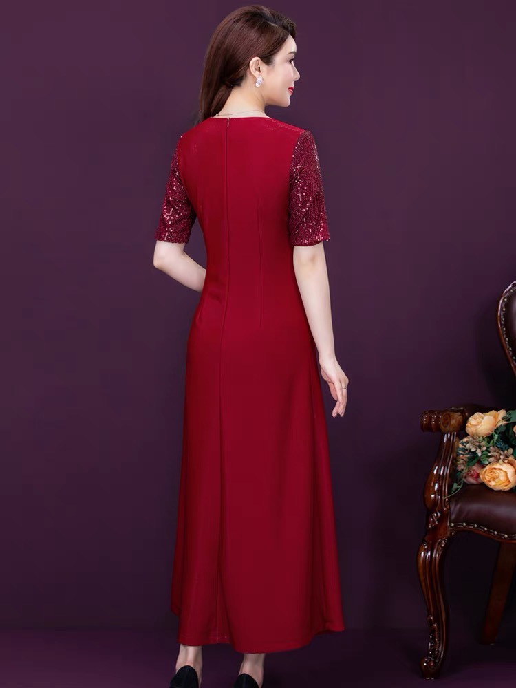 ĐẦM DỰ TIỆC THÊU HOA KẾT KIM SA CAO CẤP D31